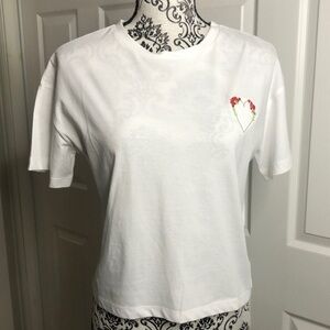Isa & Ella White Heart Flowers Embroidery M